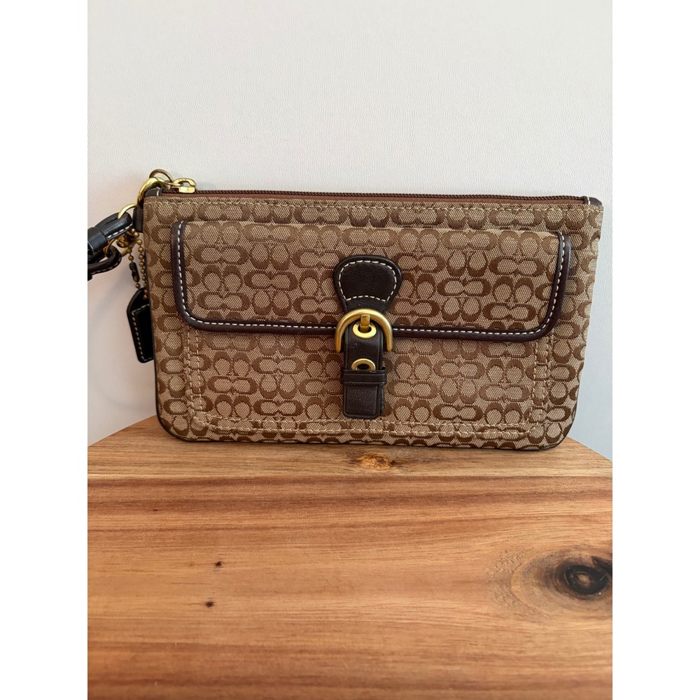 Vintage Y2K Brown Khaki COACH Soho Signature C Canvas Buckle Wristlet Bag NWOT